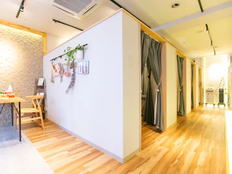 ハイパーナイフEX痩身&小顔コルギKOKOCHIの内観・外観1