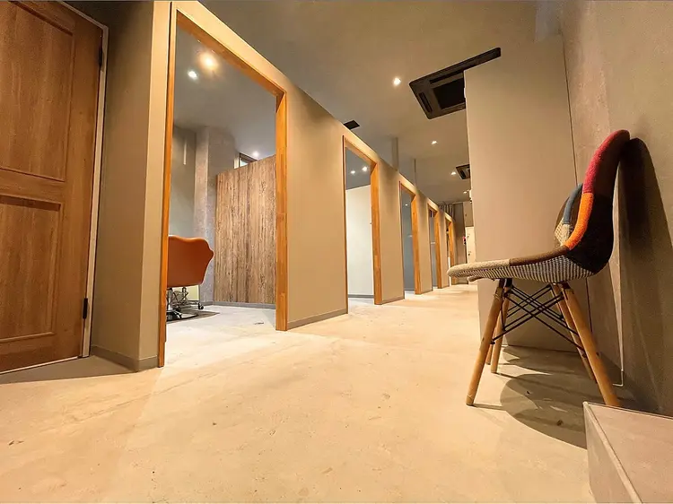 Applause hair...西院店の内観・外観1