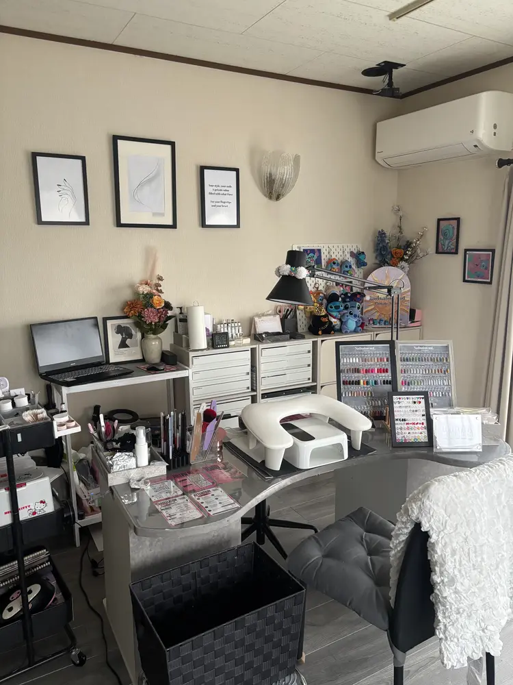 Nailsalon soLの内観・外観1
