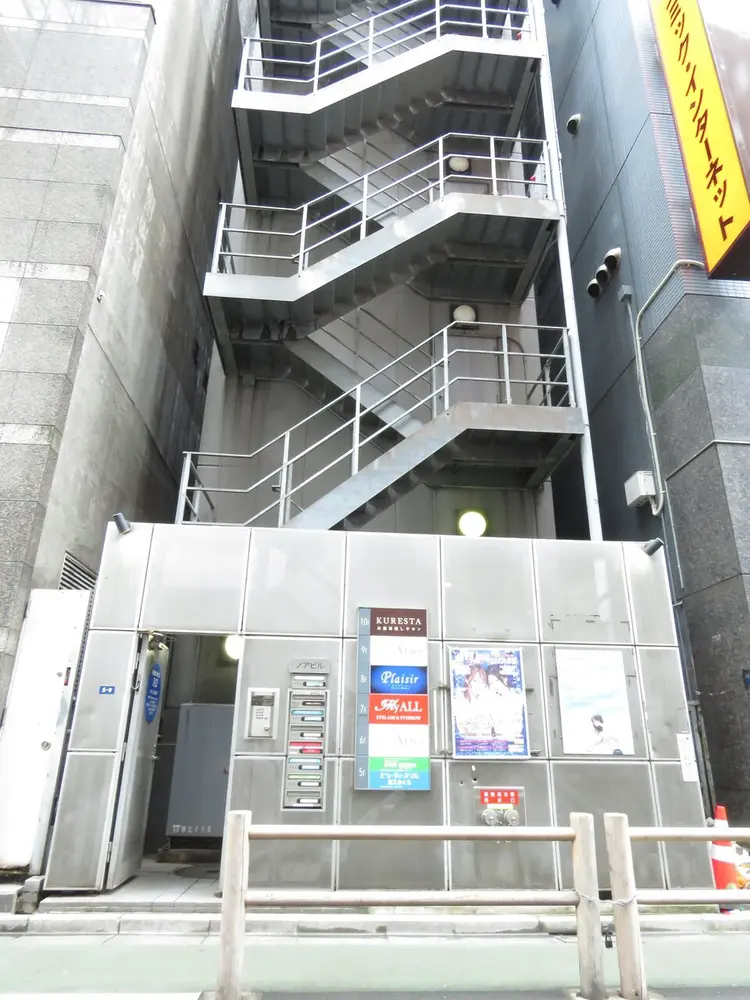 ブラジリアンワックス＆シュガーリング脱毛LaMina 新宿店の内観・外観3