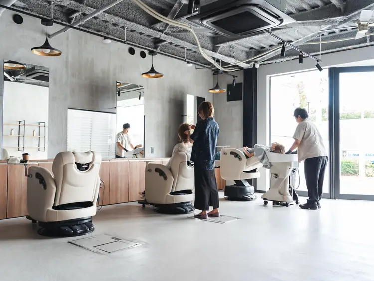 swordlief　hair＆spaの内観・外観1