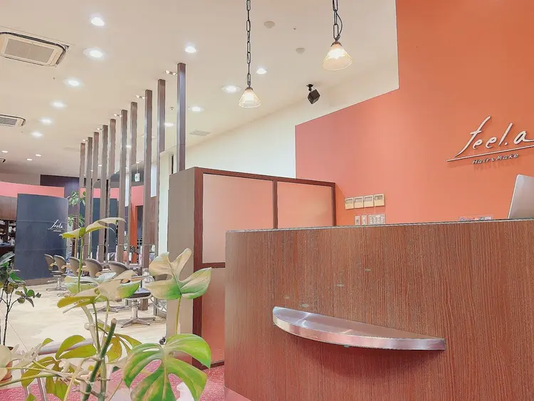 フィールエー レキシントンプラザ店の内観・外観1