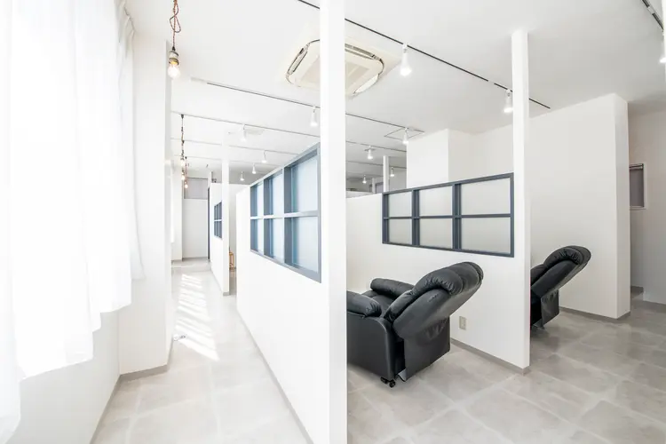 nuit 草加店の内観・外観1