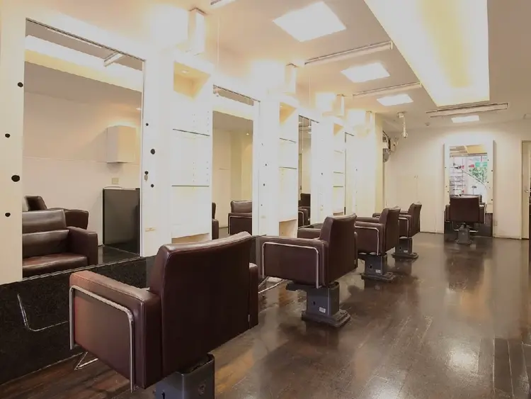 榮美容室 本店の内観・外観3