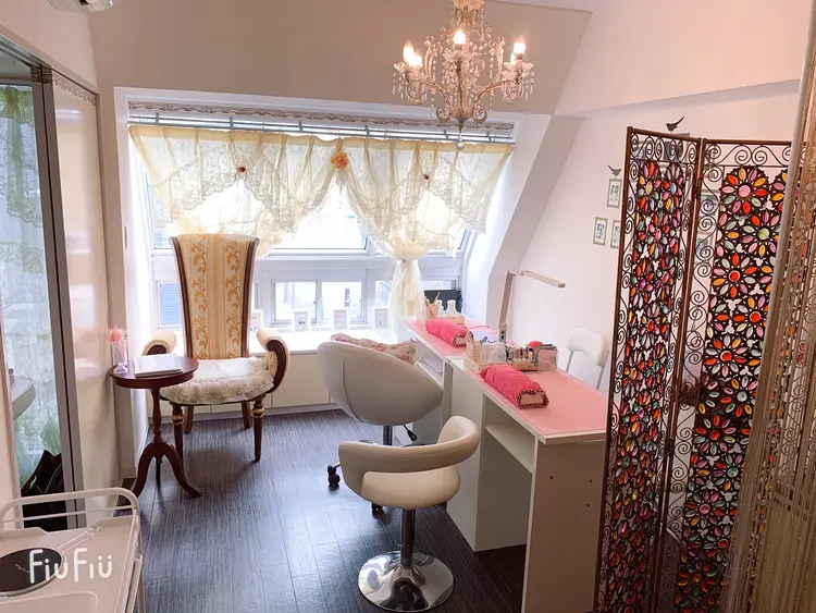 モナンジュまつげパーマ・眉毛サロンの内観・外観2