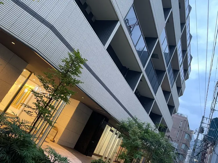 Rainbow nailの内観・外観1