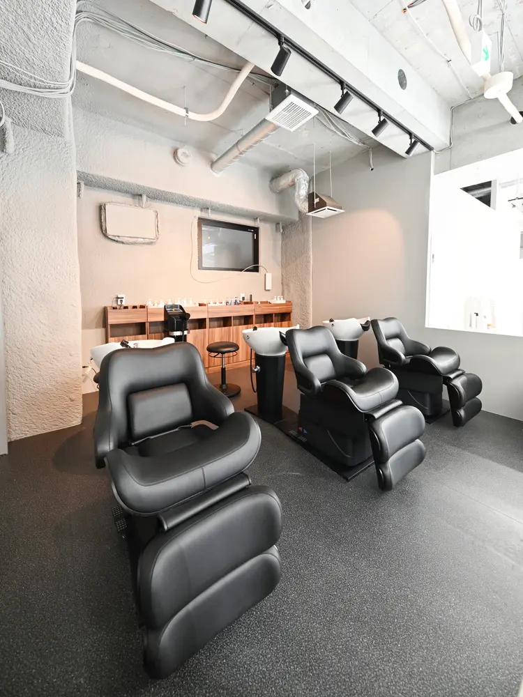 hair salon BUDDY 中野駅前店の内観・外観3