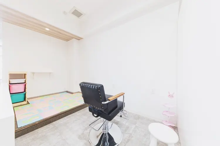 AVANCE.新金岡駅前店の内観・外観3