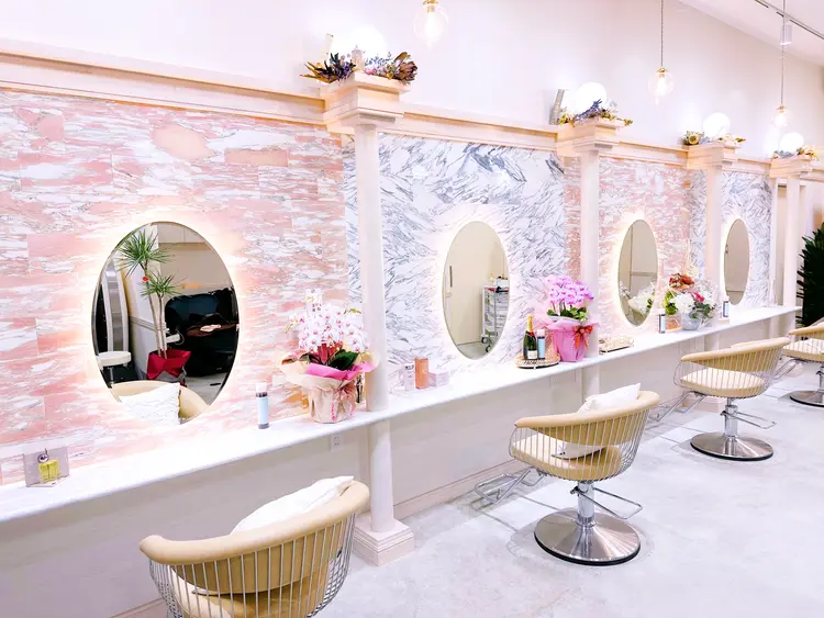 elle  by  londの内観・外観1