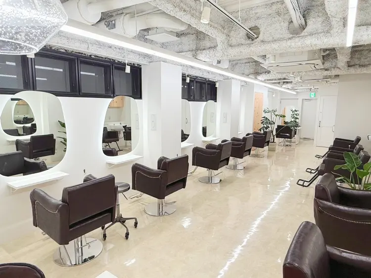 Melt新宿の内観・外観1