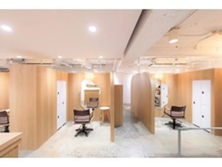 UNSOME Lille【アンサム リリー】の画像