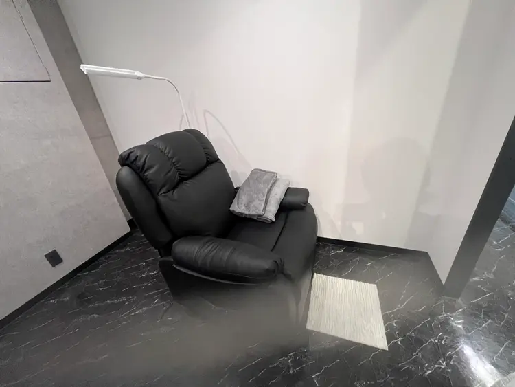 PRADE eyelash&髪質改善の内観・外観3