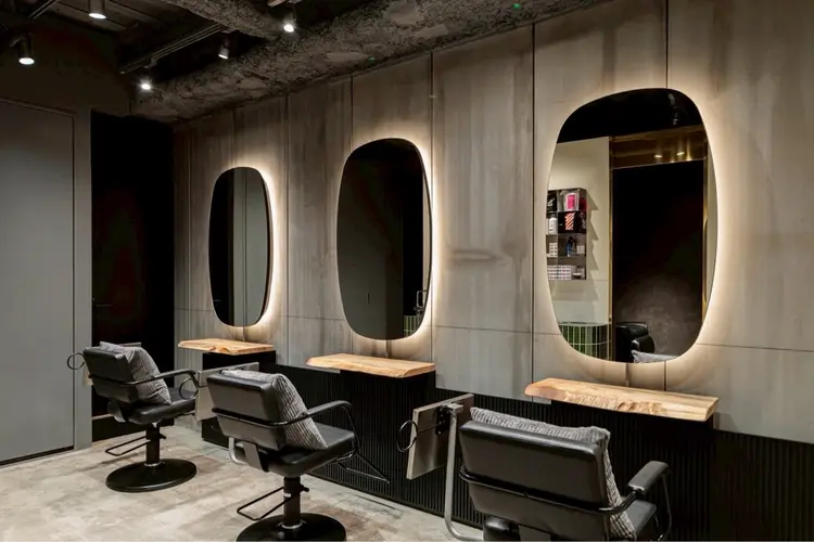 LOCCA銀座中央通り店の画像