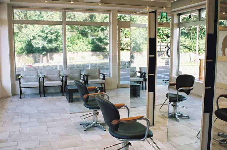 Soin de brace 高の原店の内観・外観2