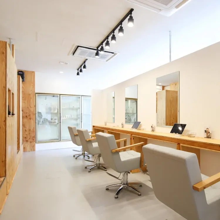 c&の内観・外観2