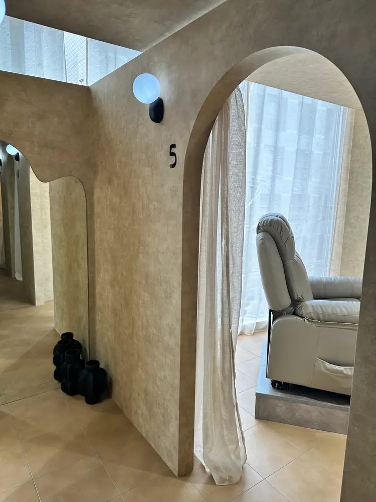 fein.心斎橋店の内観・外観2