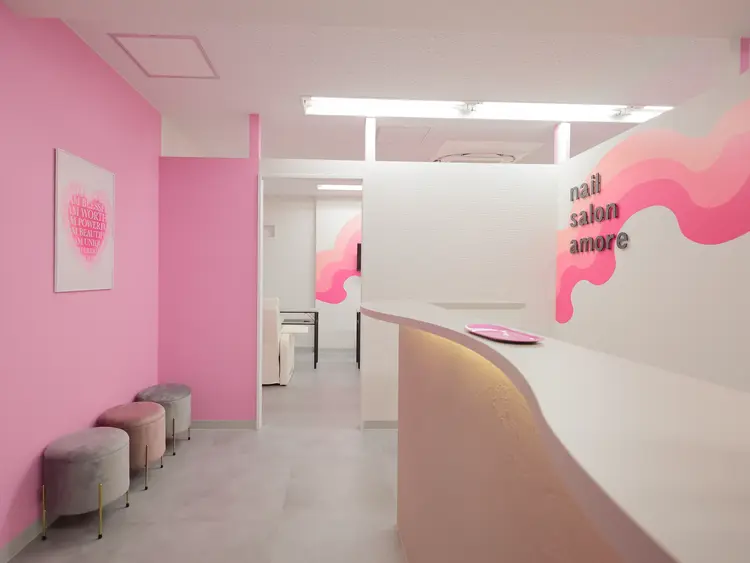 nailsalon amore心斎橋店の内観・外観1