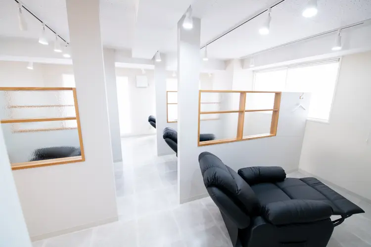 lia 門前仲町店の内観・外観2