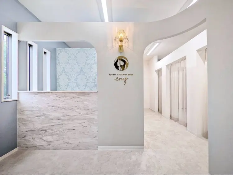 まつ毛と眉毛の専門店eny 船橋日大前の内観・外観1