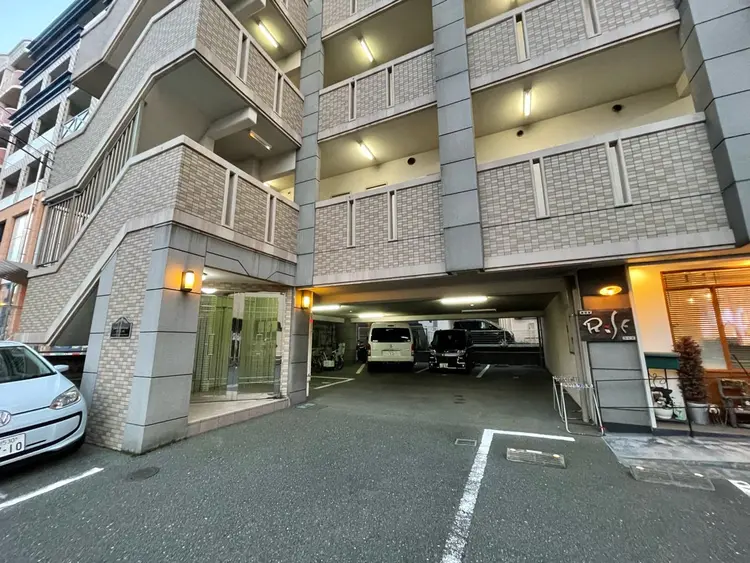 自爪育成専門 warm Nail room.古賀店の内観・外観1