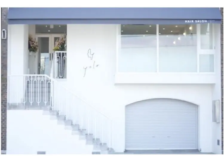 yoloの内観・外観1