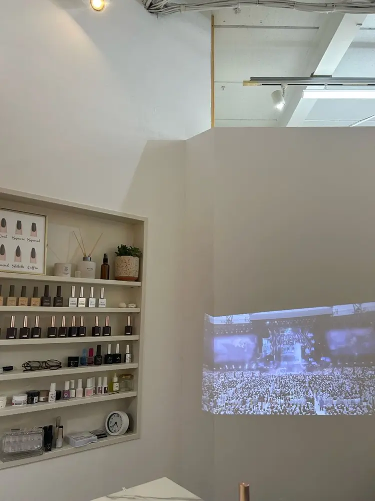 LIBRE.nailの内観・外観3