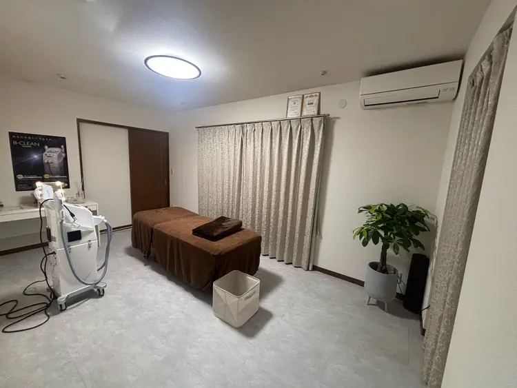 T SALONの内観・外観2