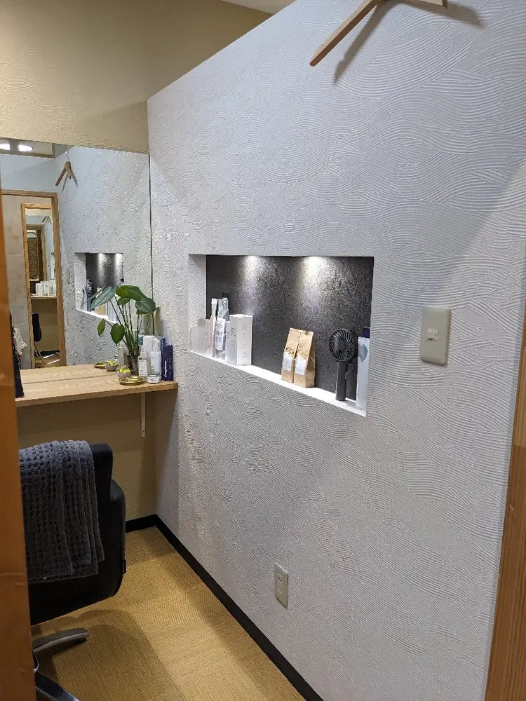 縮毛矯正・髪質改善専門店 髪屋こころ 東川口店の内観・外観2