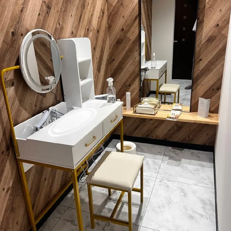 ルナリア・ルクス 志木南口駅前店の内観・外観2