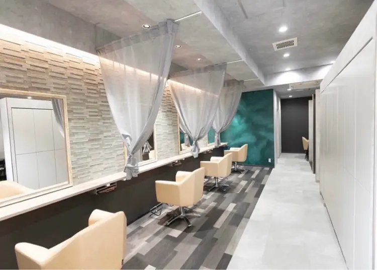 Labimani吹田店の内観・外観1