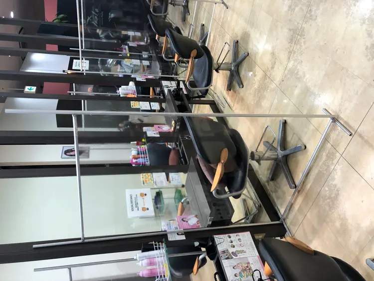 フィールエー レキシントンプラザ店の内観・外観1