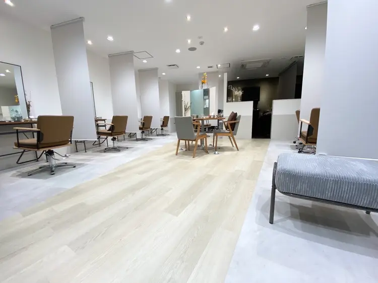 TLUUSの内観・外観1