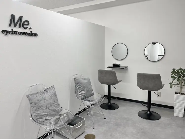 アイブロウサロンMe.の内観・外観1