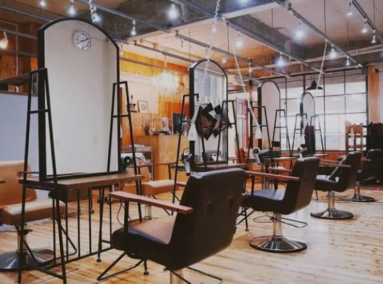 THE DOTS【ザ ドッツ】の内観・外観1