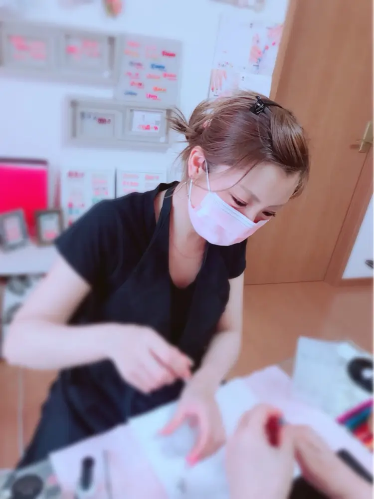 cheerfully nailの内観・外観1