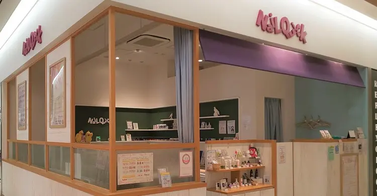 ネイルクイック武蔵小杉店の内観・外観1