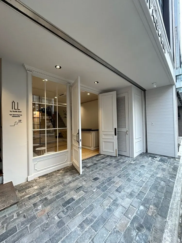 PAGE BOY Hair&Design 髪質改善サロン 瓦町店の内観・外観1