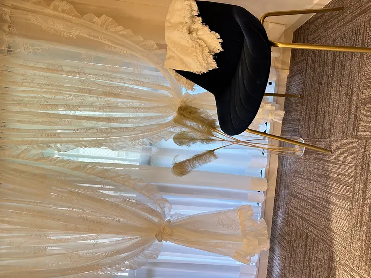 アールビーネイルの内観・外観1