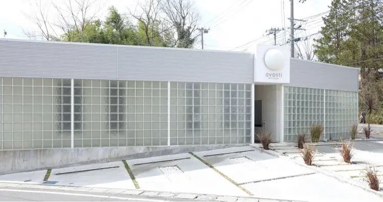 avantiの内観・外観1