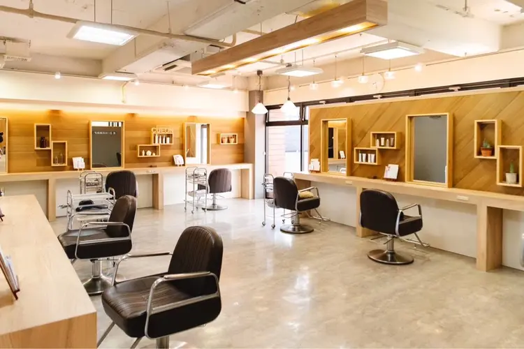 hair produce CUEON.の内観・外観2