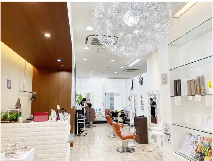 Half Backs Nail　多摩境店の内観・外観2