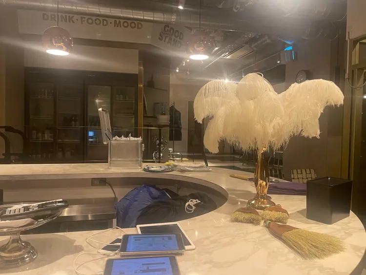 メリケンビューティーパーラーの内観・外観2