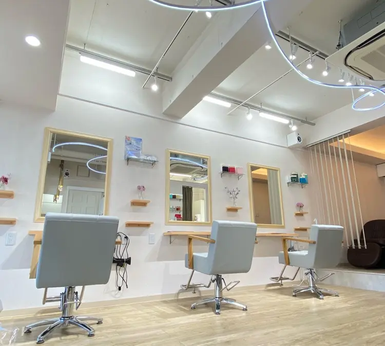 One And Onlyの内観・外観1