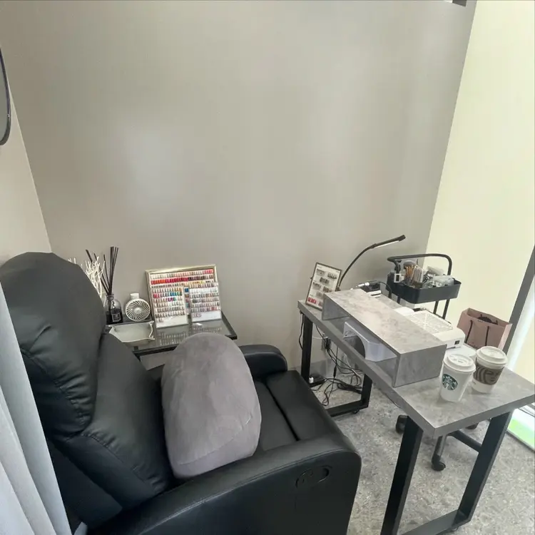 Juicy nail 天神西通店の内観・外観1