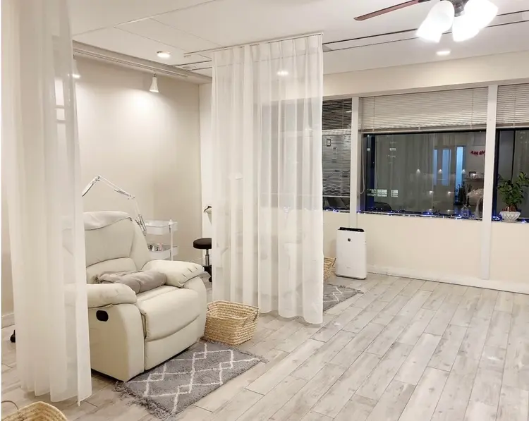 アイシス 京橋店の内観・外観2