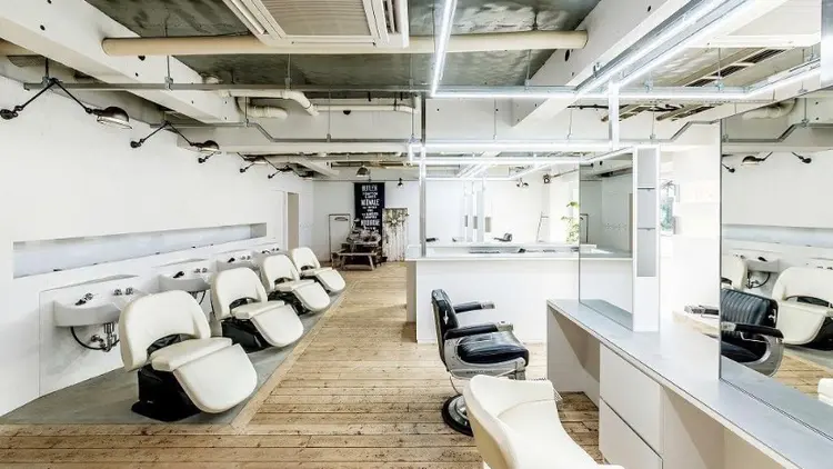 HAIR-MAKE-BARNの内観・外観2