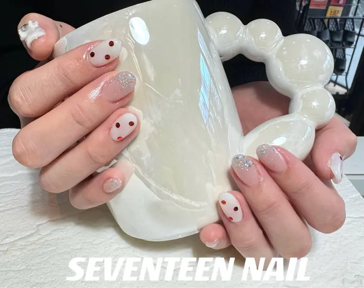 17 nailの内観・外観3