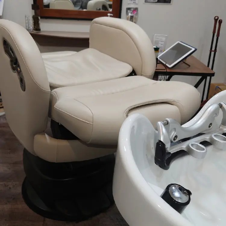 MILIKE F4の内観・外観2