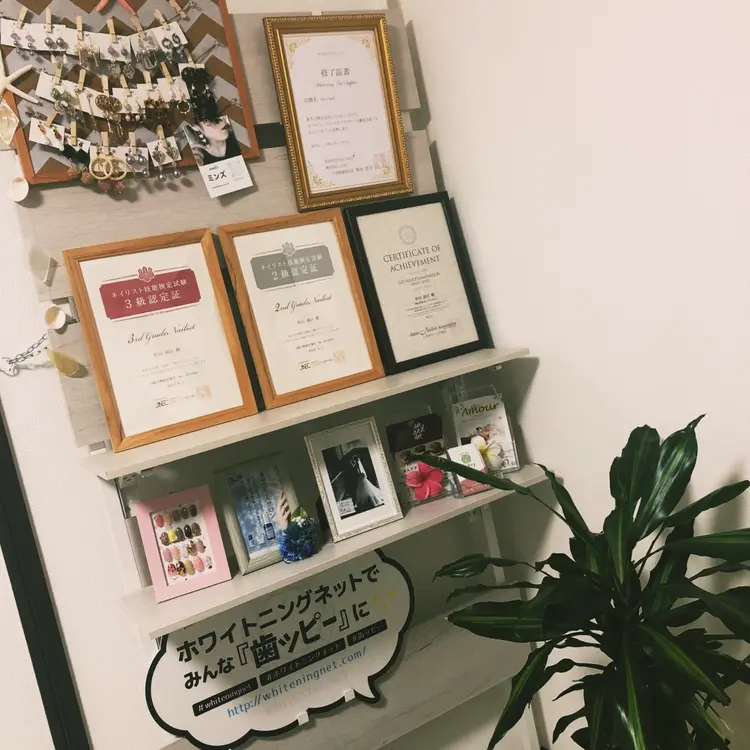 two nailの内観・外観3