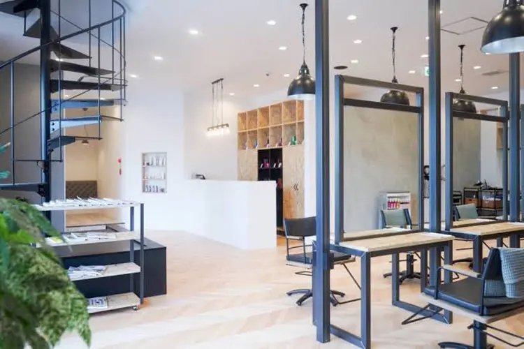 LUVISM 長岡店の内観・外観3